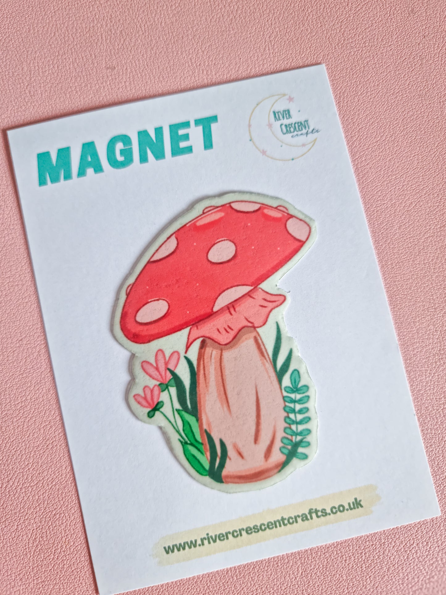 Toadstool magnet