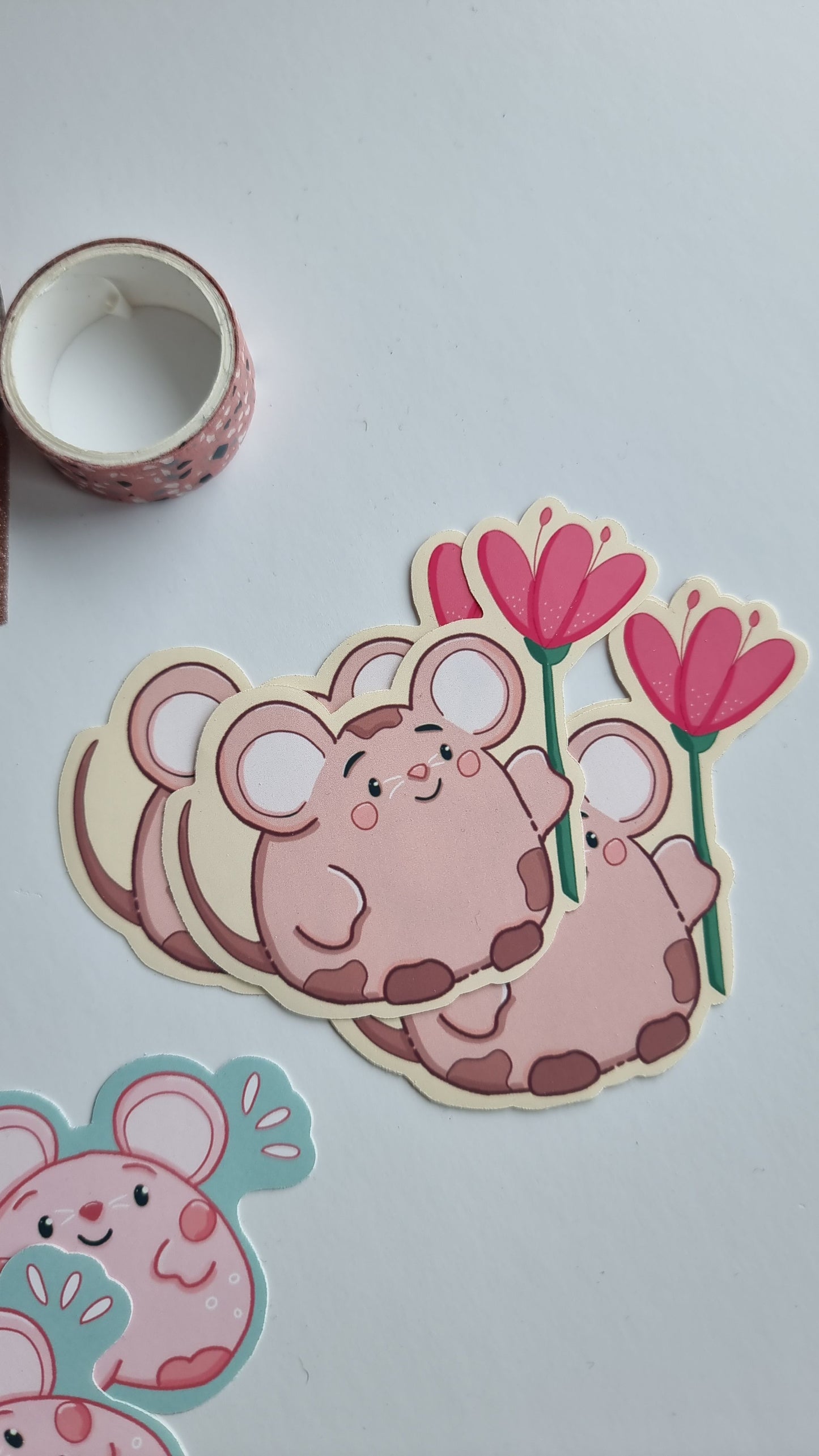 Flower mouse die cut sticker